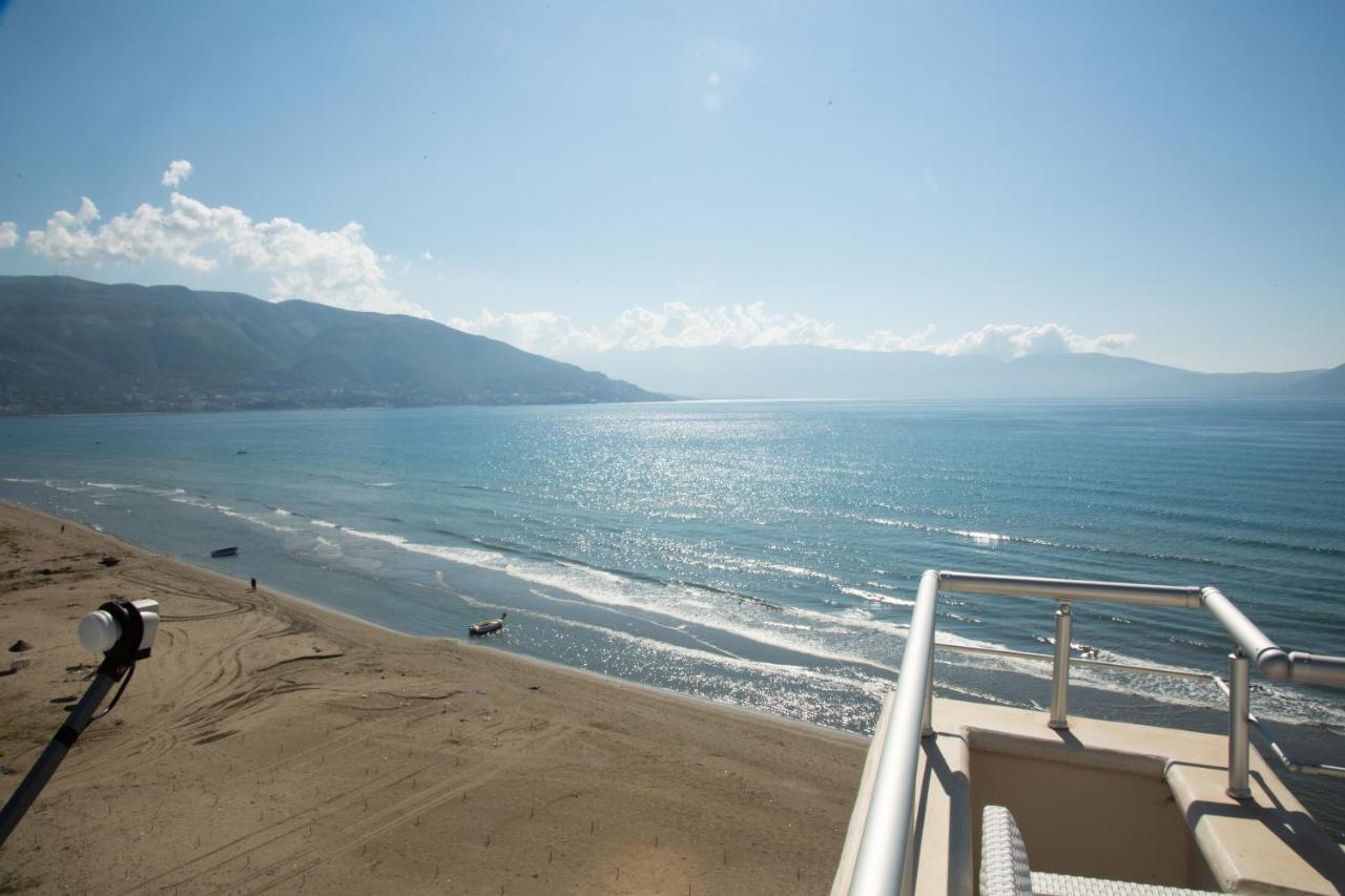 Sky & Sea Viewing Apartment Vlorë Екстериор снимка