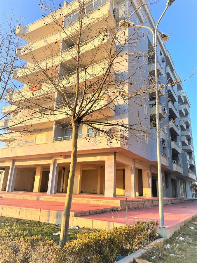 Sky & Sea Viewing Apartment Vlorë Екстериор снимка