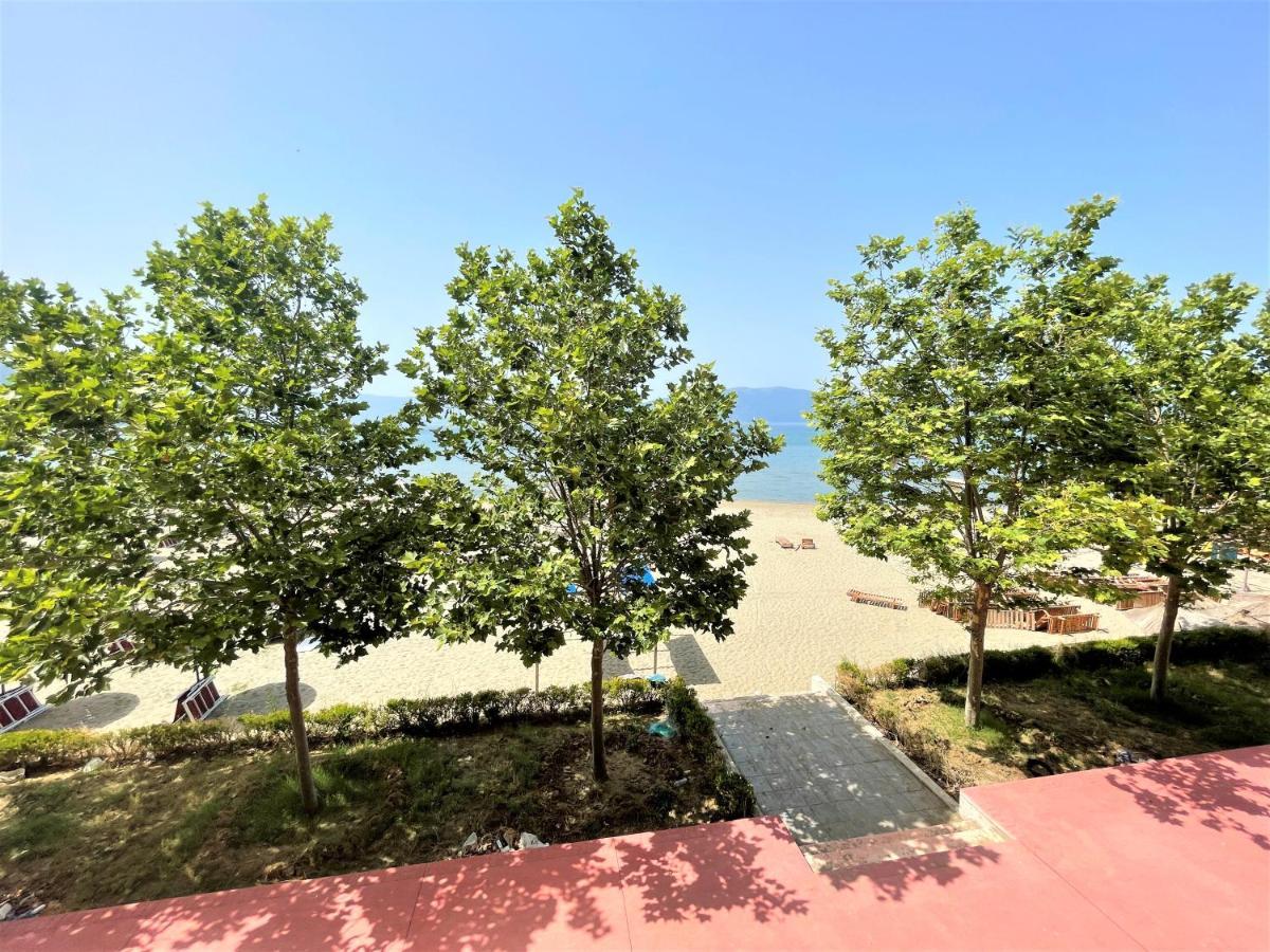 Sky & Sea Viewing Apartment Vlorë Екстериор снимка