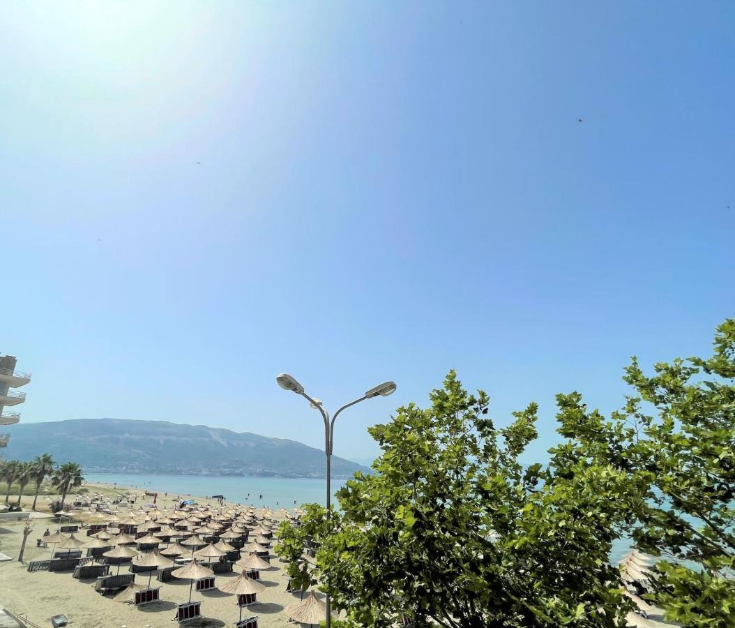 Sky & Sea Viewing Apartment Vlorë Екстериор снимка