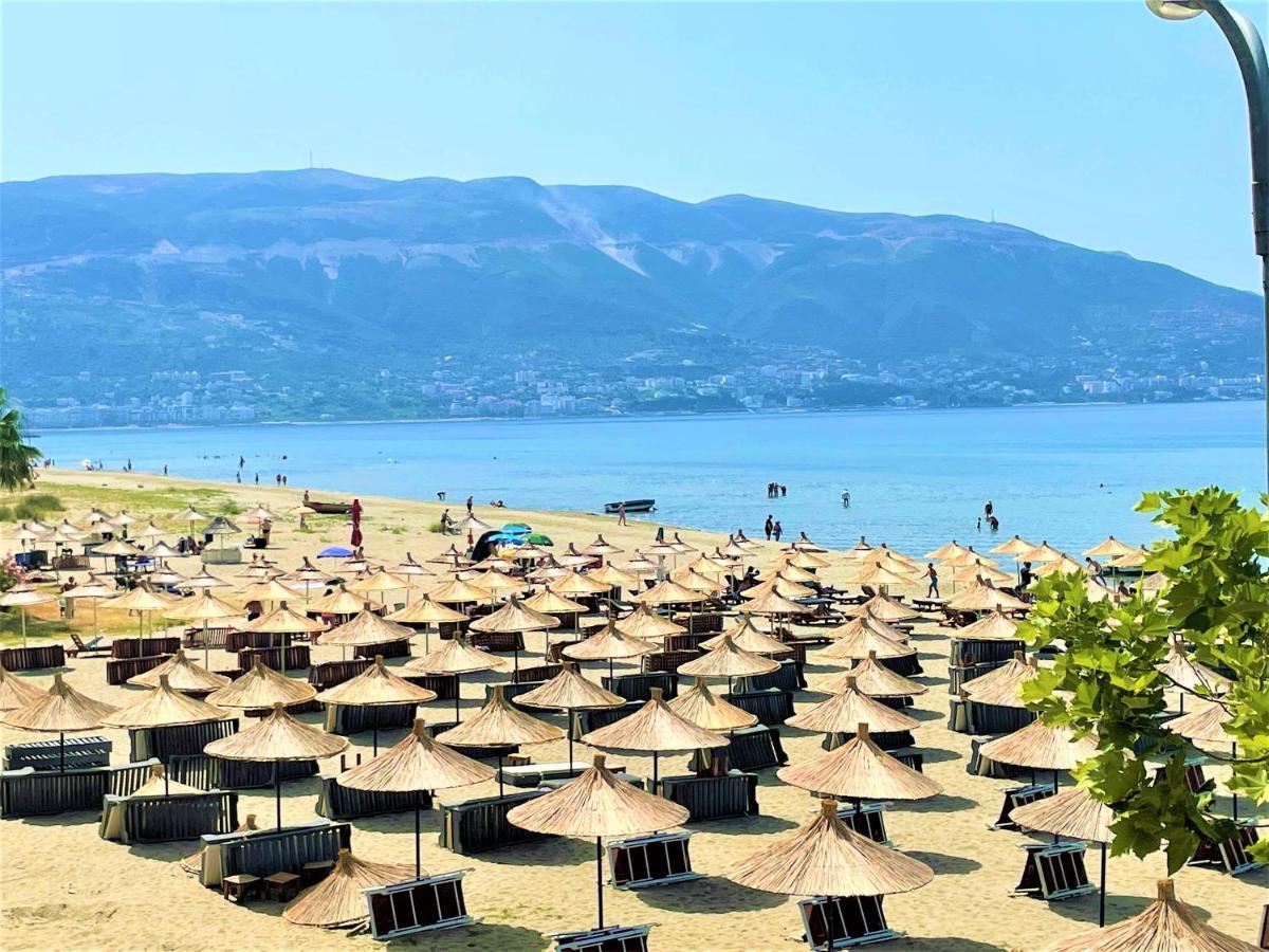 Sky & Sea Viewing Apartment Vlorë Екстериор снимка