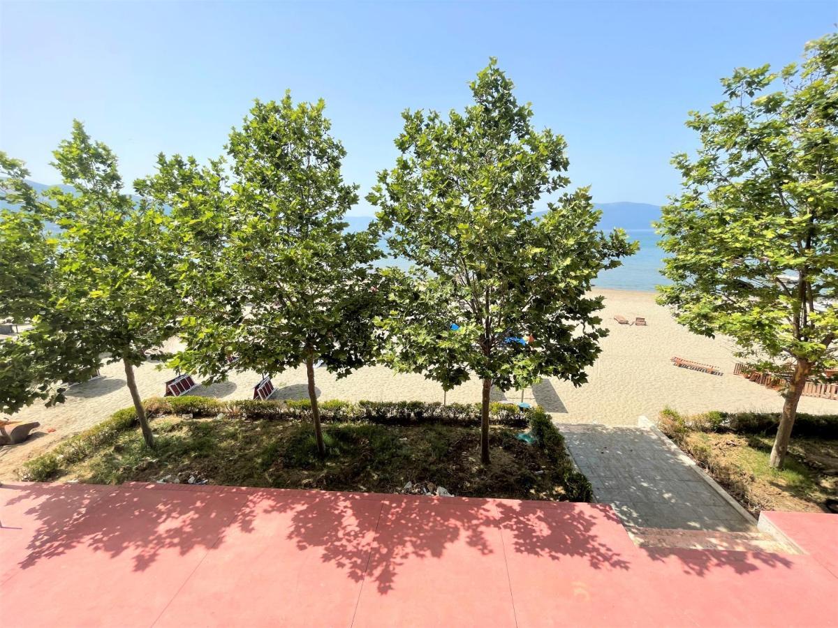 Sky & Sea Viewing Apartment Vlorë Екстериор снимка